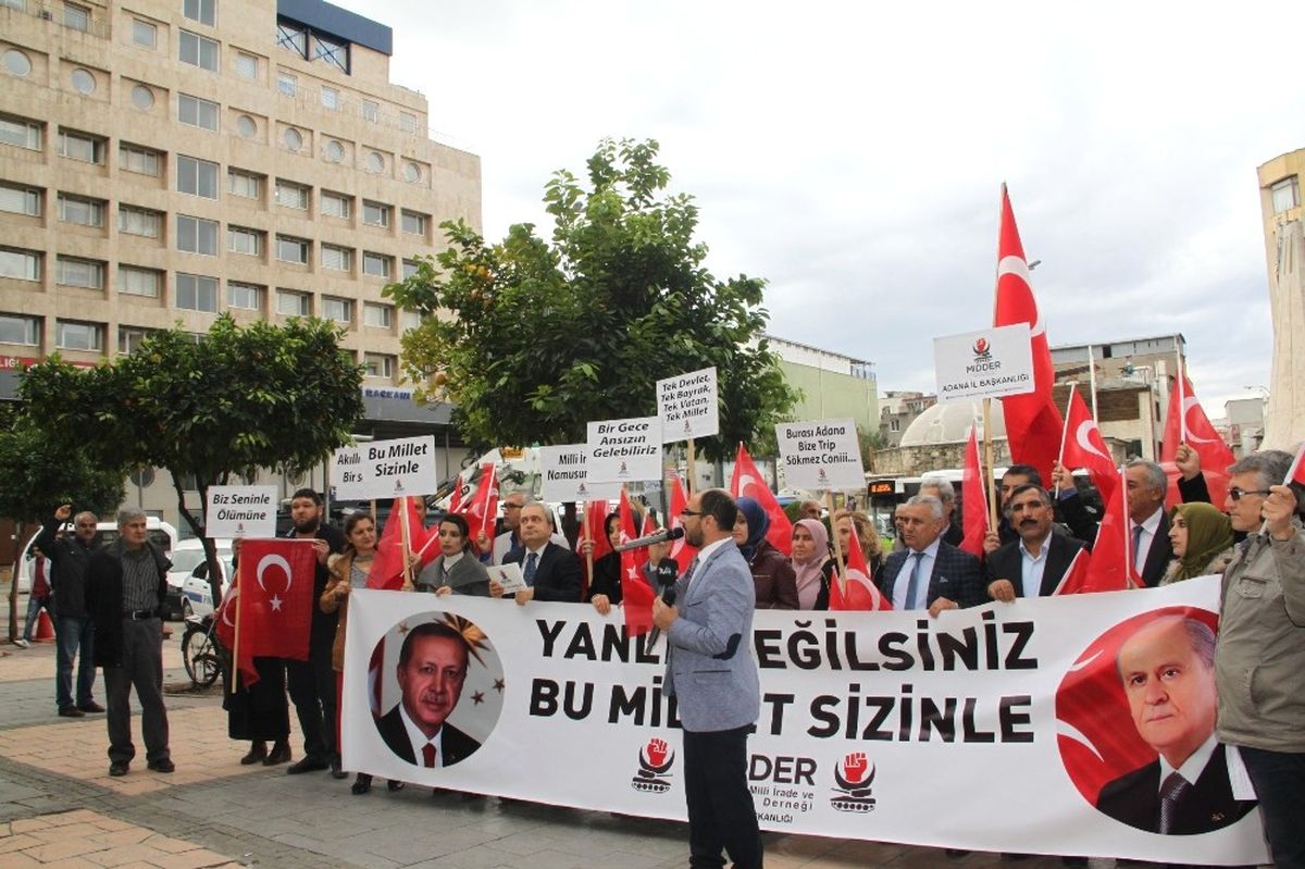 Cumhurbaşkanı Erdoğan\'a Destek Eylemi