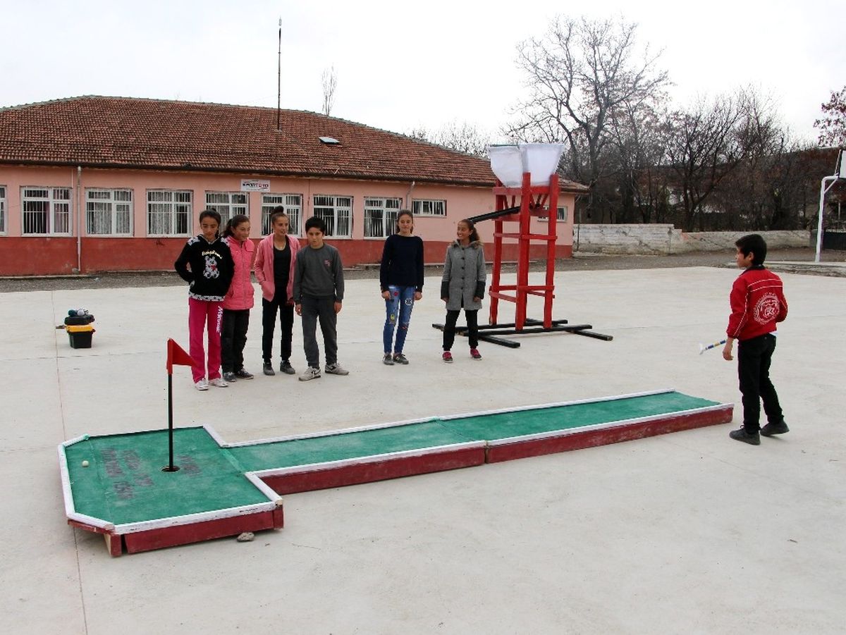 Depolara Atılan Kara Tahtalar ile Öyle Şeyler Yaptı Ki