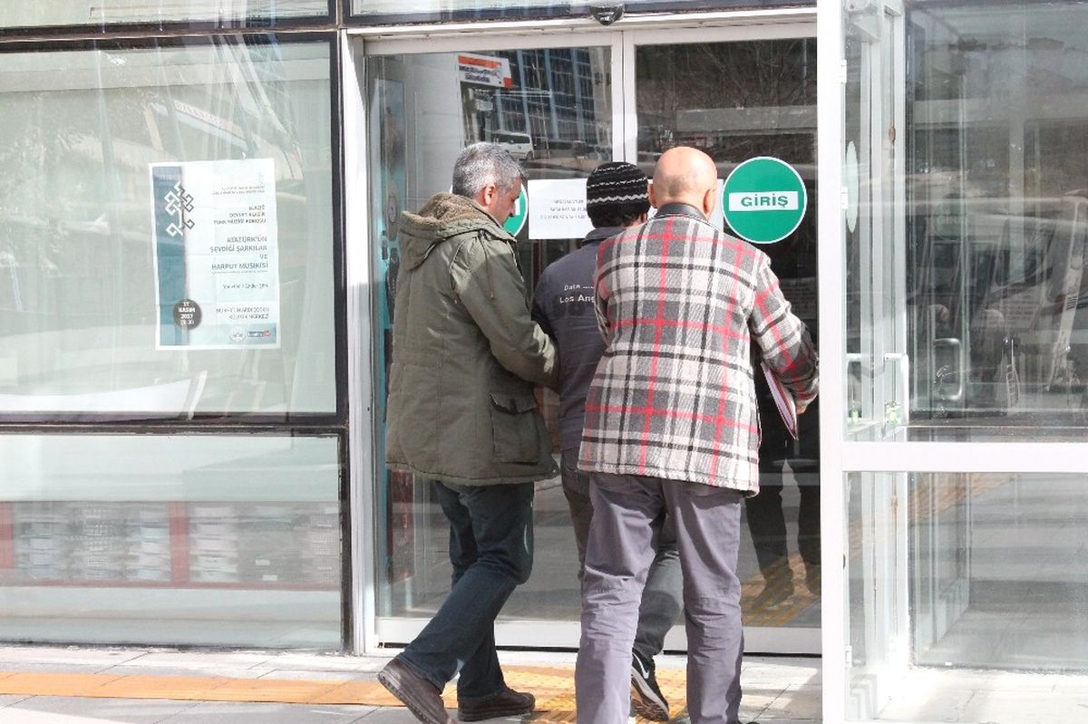 Elazığ\'da Silahlı Gaspçı Tutuklandı