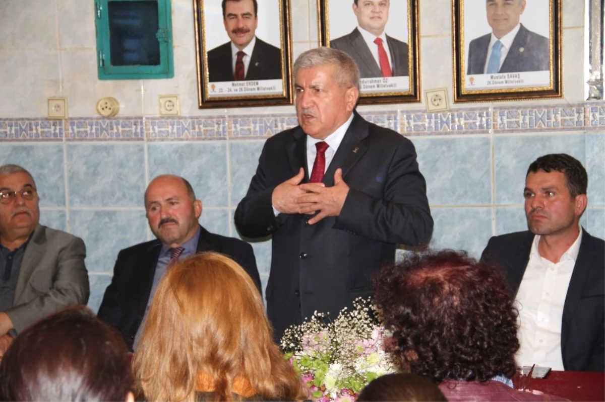 Ertürk, Kuyucak İlçe Teşkilatını Ziyaret Etti