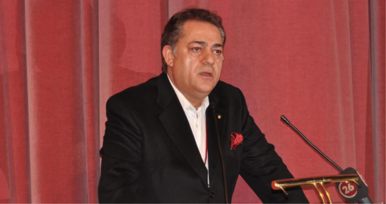 Eskişehirspor\'un Yeni Başkanı Halil Ünal Oldu