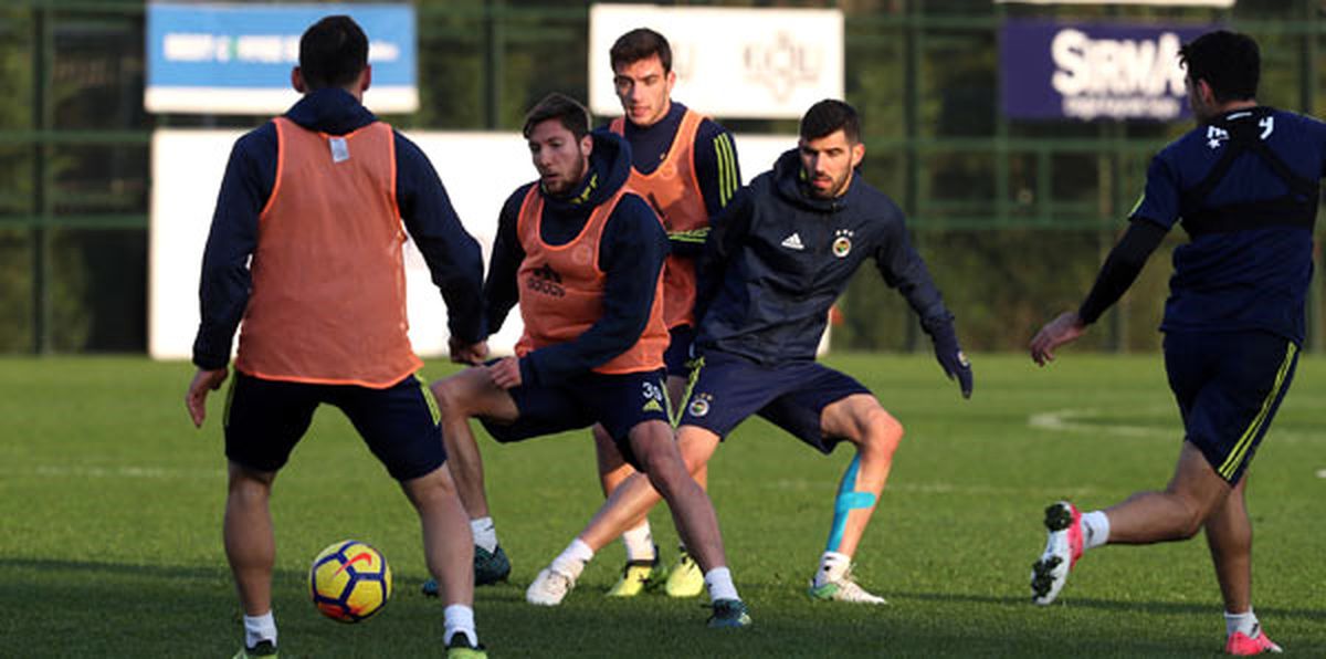 Fenerbahçe\'de Soldado Takımla Çalıştı