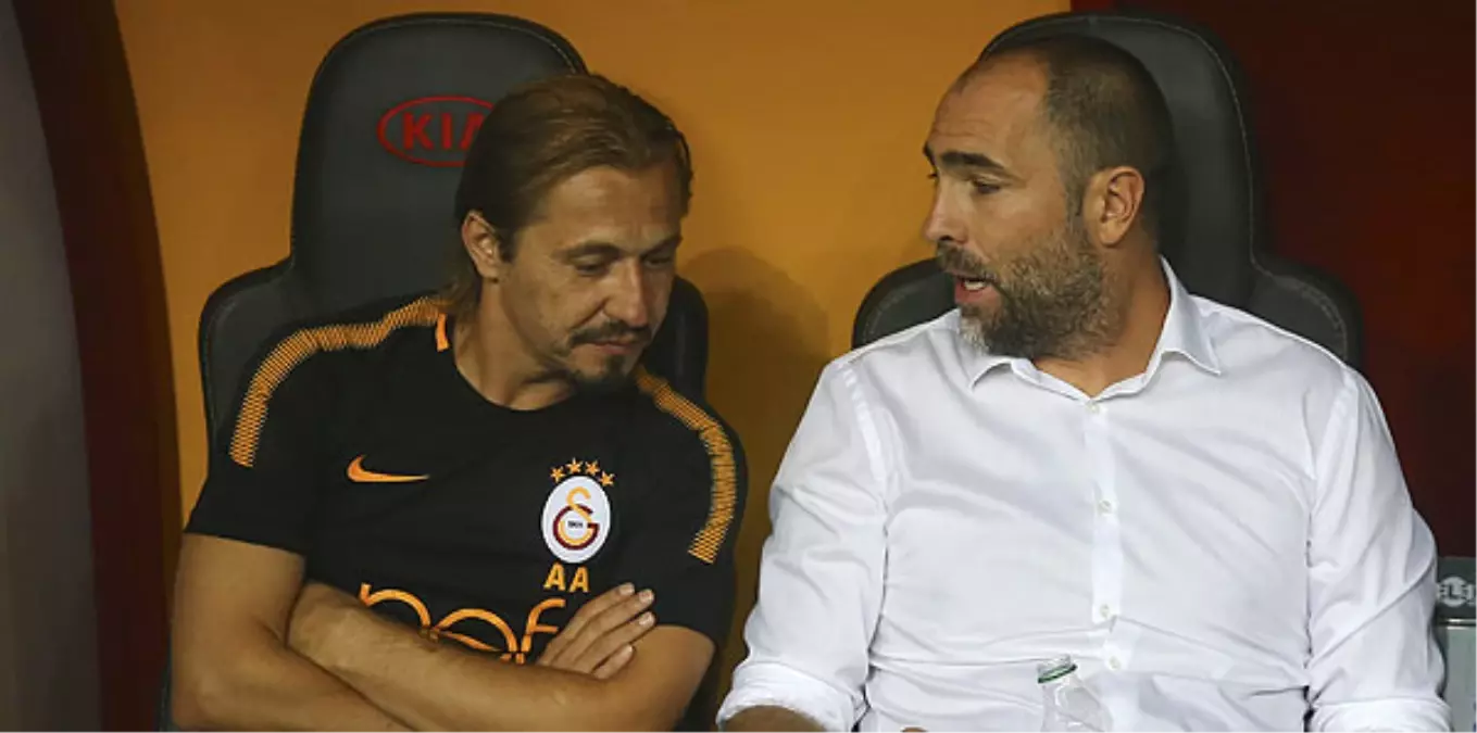 Galatasaray\'da Ayhan Akman\'ın Burnu Kırıldı!