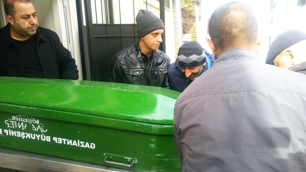 Gaziantep\'te Motosiklet Kazası: 1 Ölü, 1 Ağır Yaralı