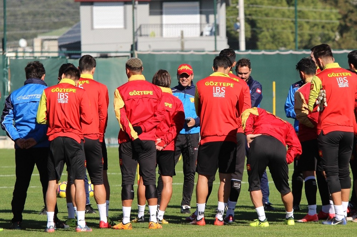 Göztepe\'de Evkur Yeni Malatyaspor Hazırlıkları