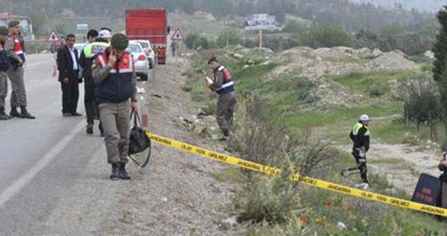 İzmir'de yol kenarına KADIN ile ilgili görsel sonucu