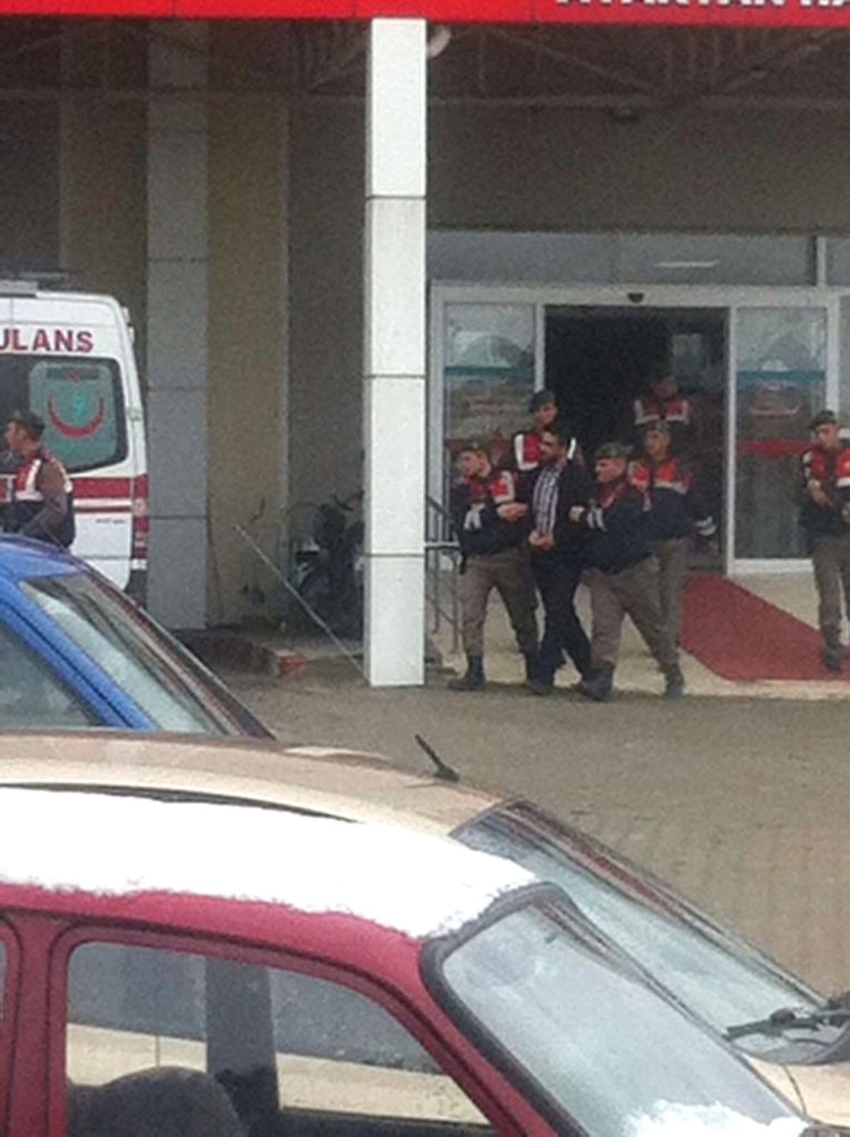 İtirafçı Olan Fetö Sorumlusuna Jandarmadan Gözaltı