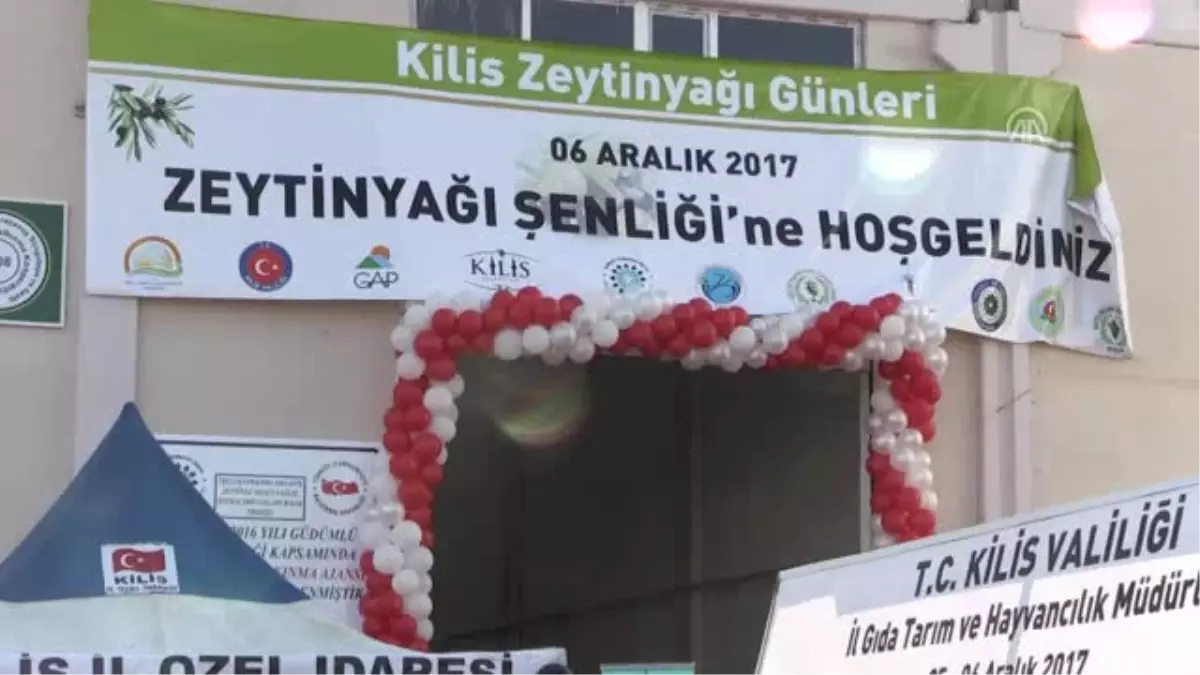 Kalkınma Bakanı Elvan, Zeytinyağı Şenliği\'ne Katıldı