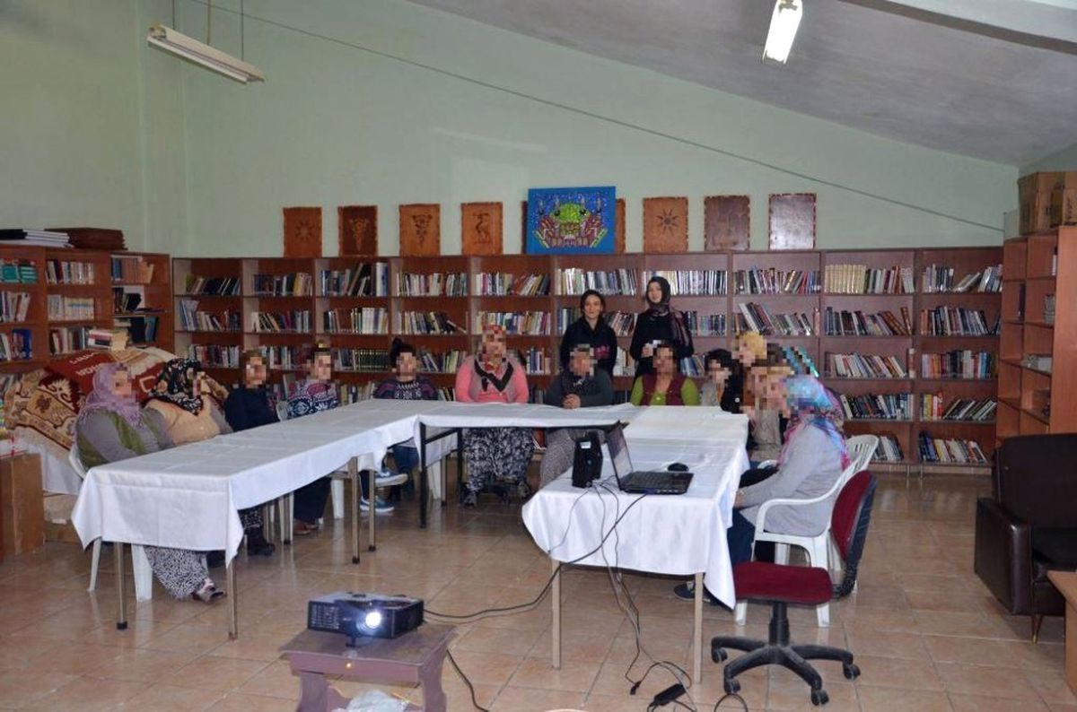 Manisa\'da Hükümlü Kadınlara Özel Seminer