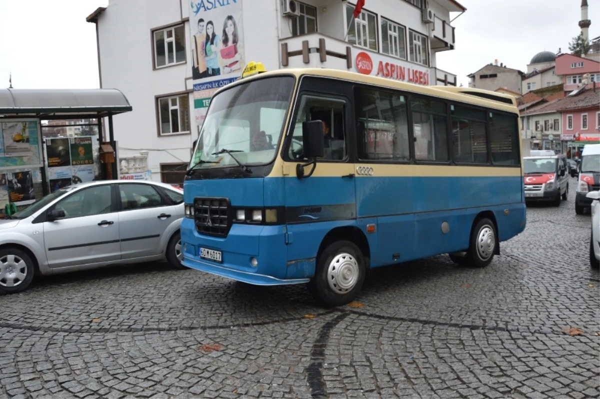Niksar\'da Şehir İçi Minibüs Ücretleri Zamlandı
