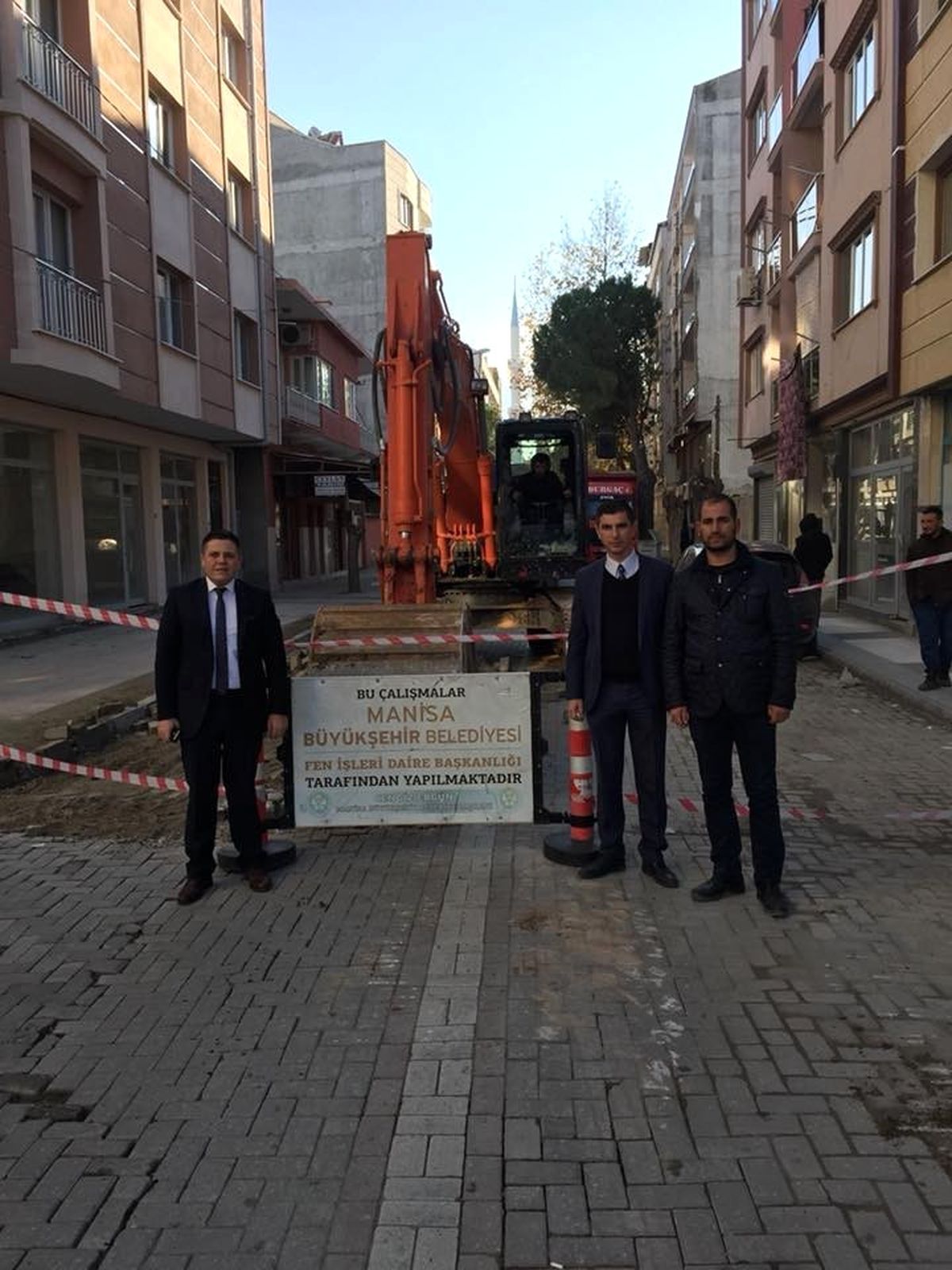 Saruhanlı\'ya da Prestij Caddesi Yapılıyor