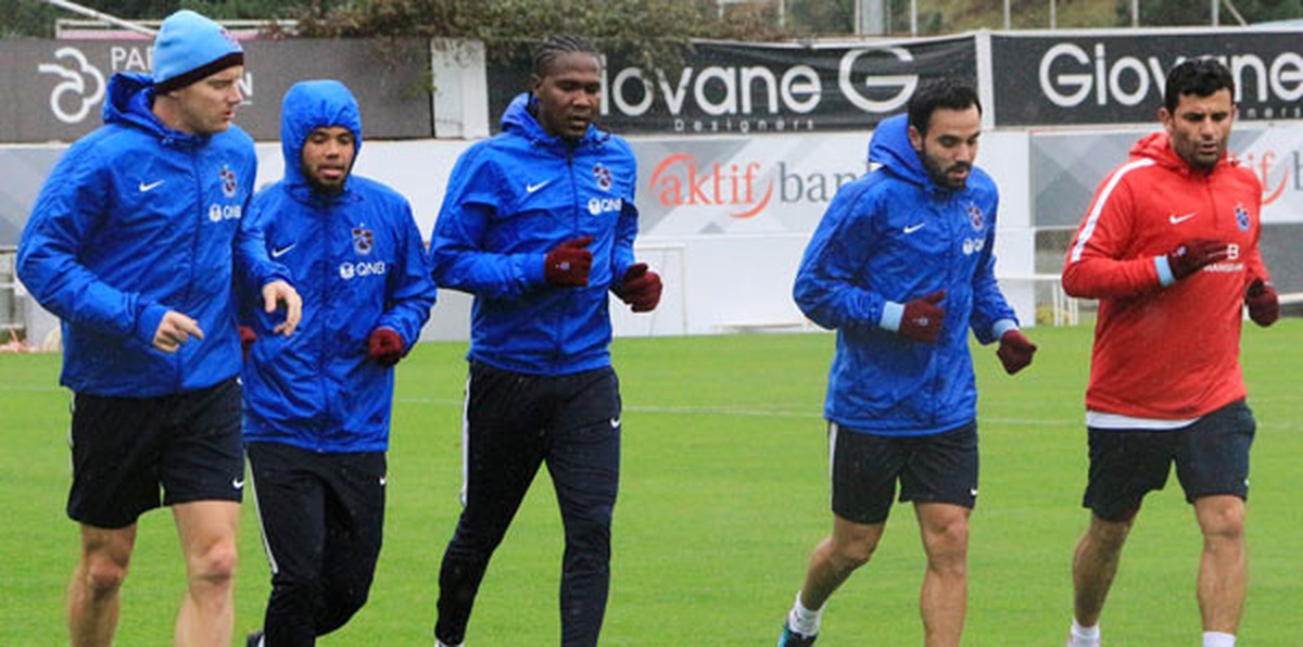 Trabzonspor, Yağmur Altında Çalıştı