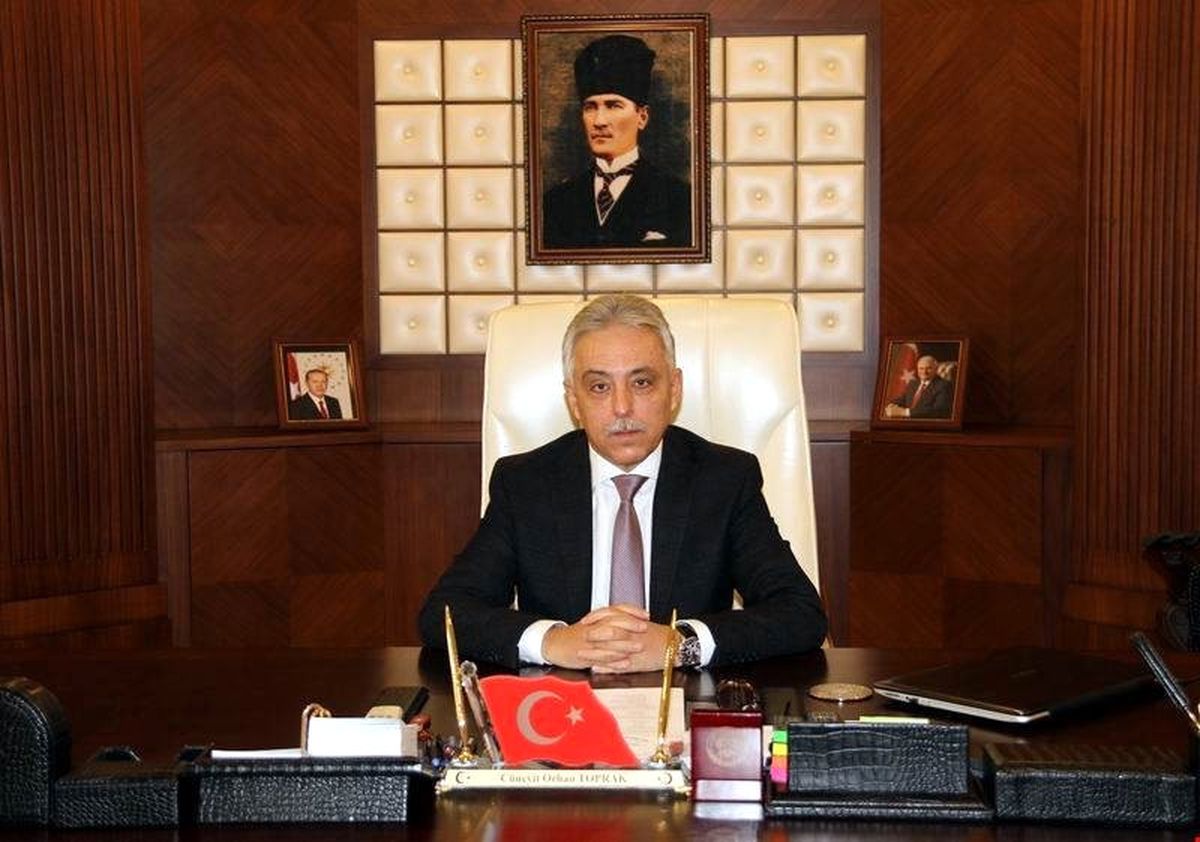 Vali Toprak\'tan "5 Aralık Dünya Kadın Hakları Günü" Mesajı