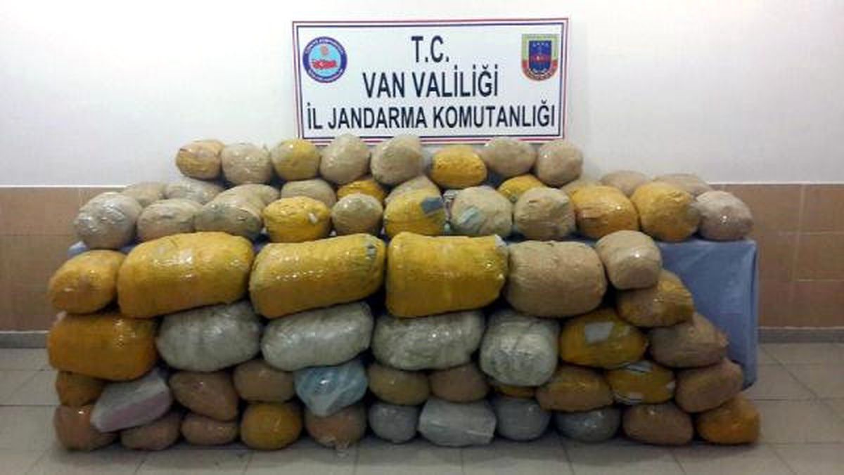 Van\'da 894 Kilo Esrar Ele Geçirildi