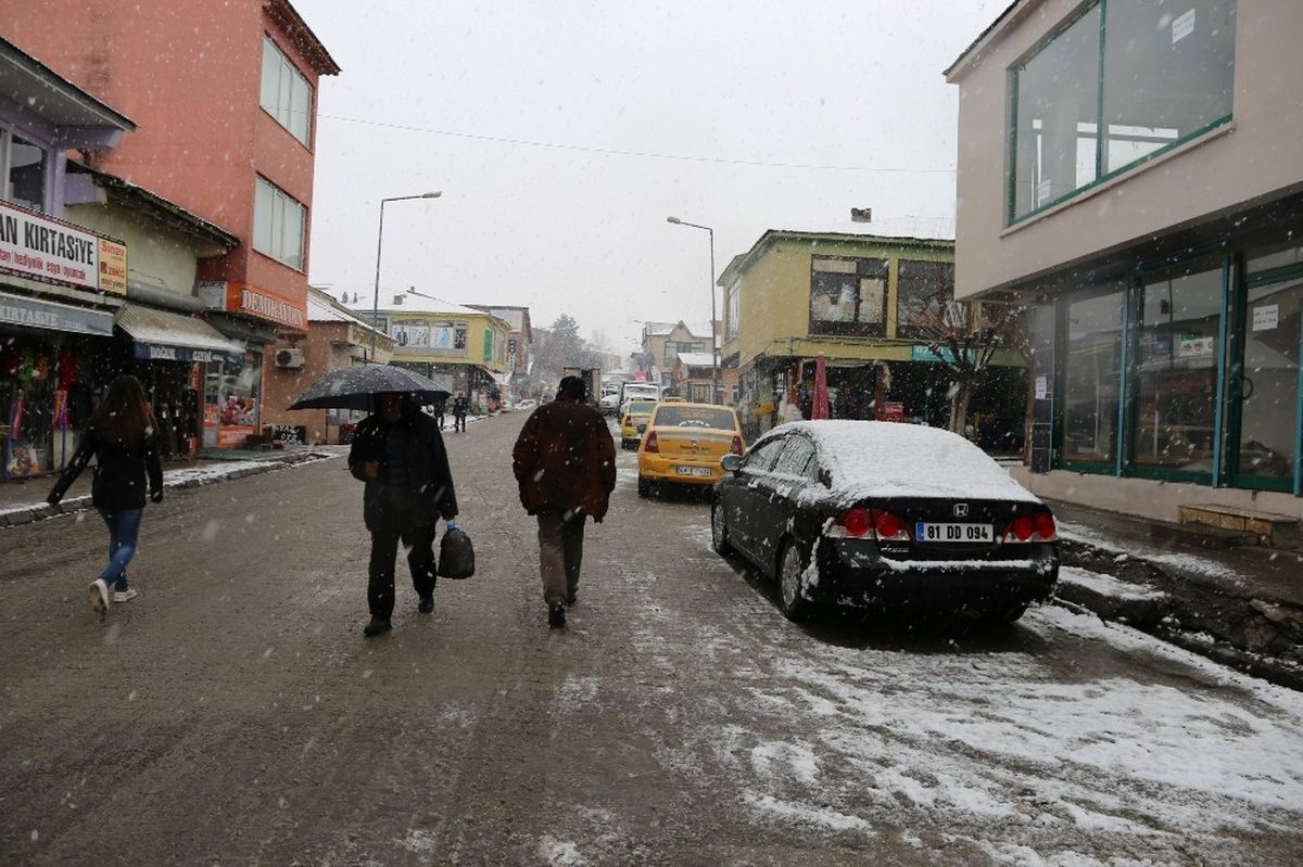 Varto\'da Kar Yağışı