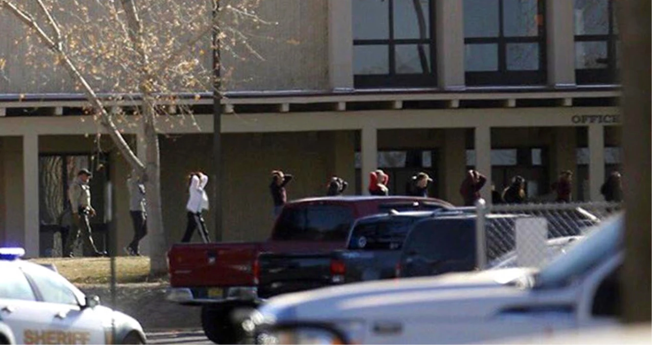 ABD\'de Liseye Silahlı Saldırı: 2 Öğrenci ve Saldırgan Öldü