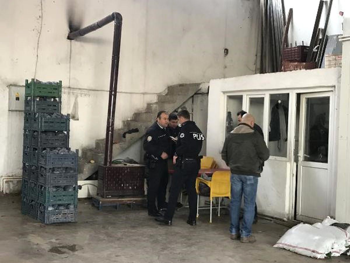 Afgan Genç, Isınmak İçin Kovada Yaktığı Kömürden Zehirlenip Öldü