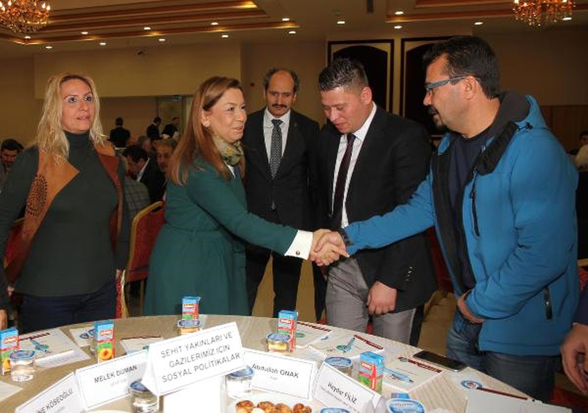 AK Parti\'li Çalık: Sosyal Politikalar, 80 Milyonu İlgilendiriyor