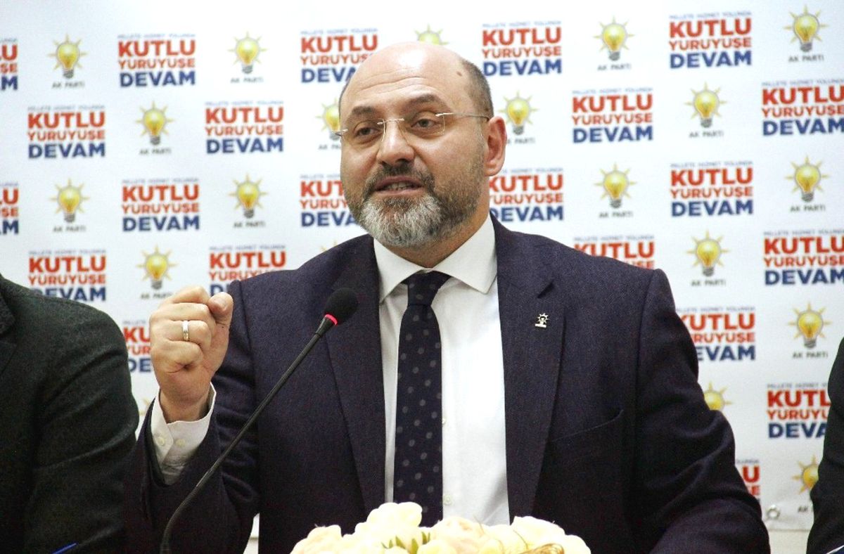 Ali Çetinbaş: Çalışanların Hem Ücret, Hem de Şartlarının İyileştirilmesi İçin Mücadelesi İçerisinde...