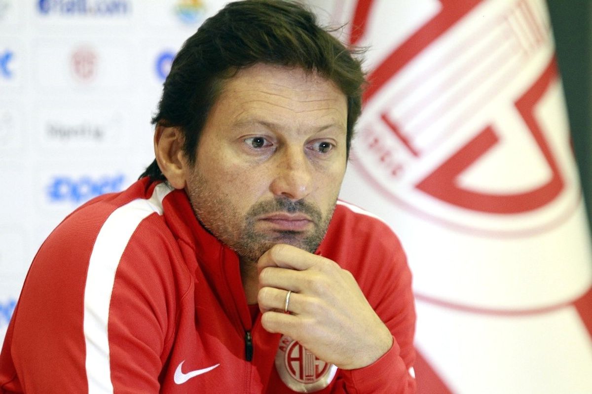 Antalyaspor\'da Leonardo Dönemi Bitti