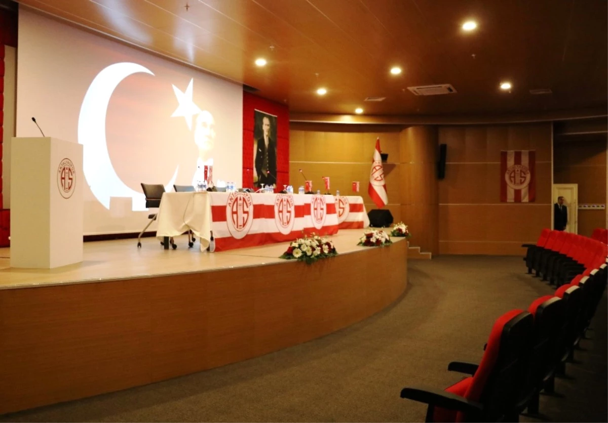 Antalyaspor Olağanüstü Genel Kurulu\'nda Flaş Gelişme
