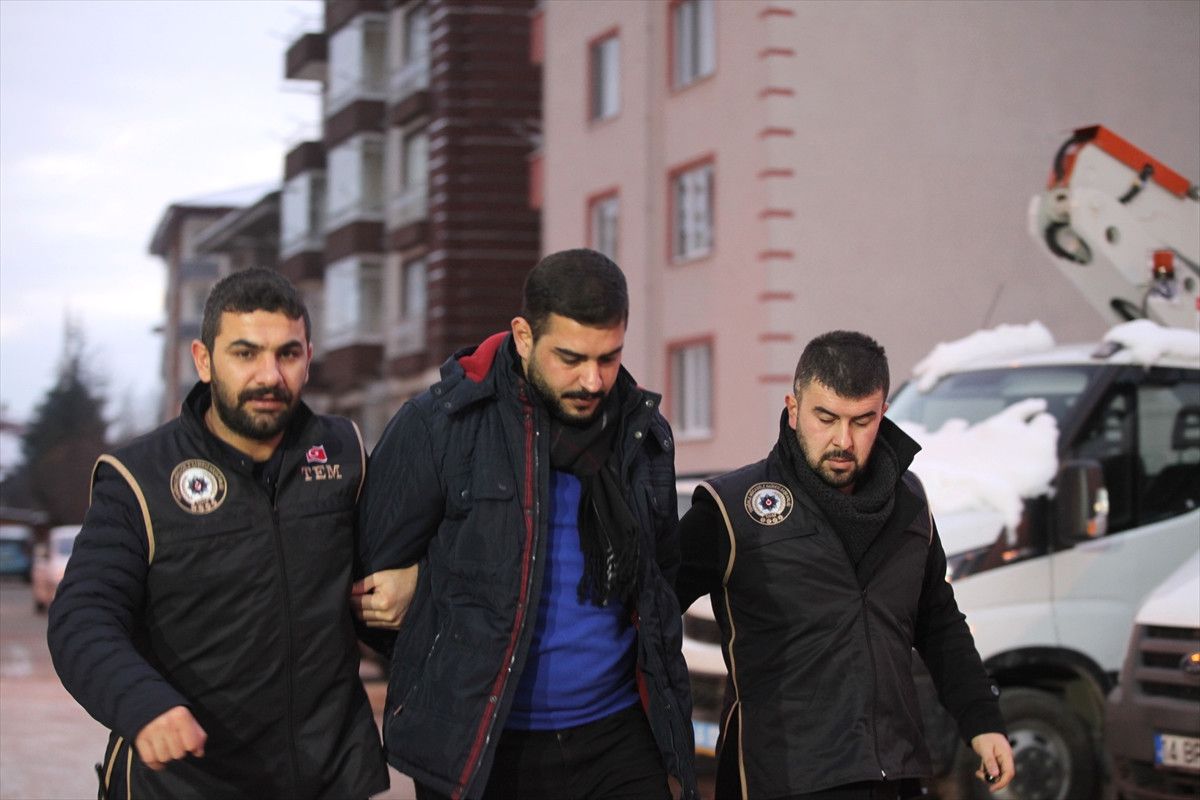 Bolu\'da Terör Örgütü Deaş Operasyonu