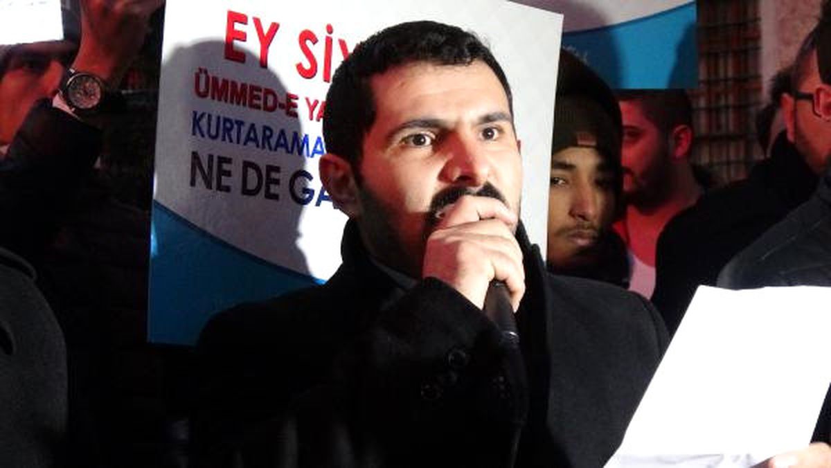 Bursa\'da Ulu Cami\'de Namaz Sonrası \'Kudüs\' Protestosu