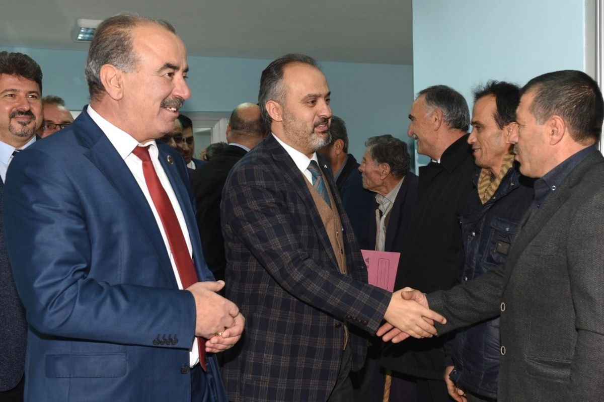 Bursa\'ya Hizmetin Siyaseti Yok