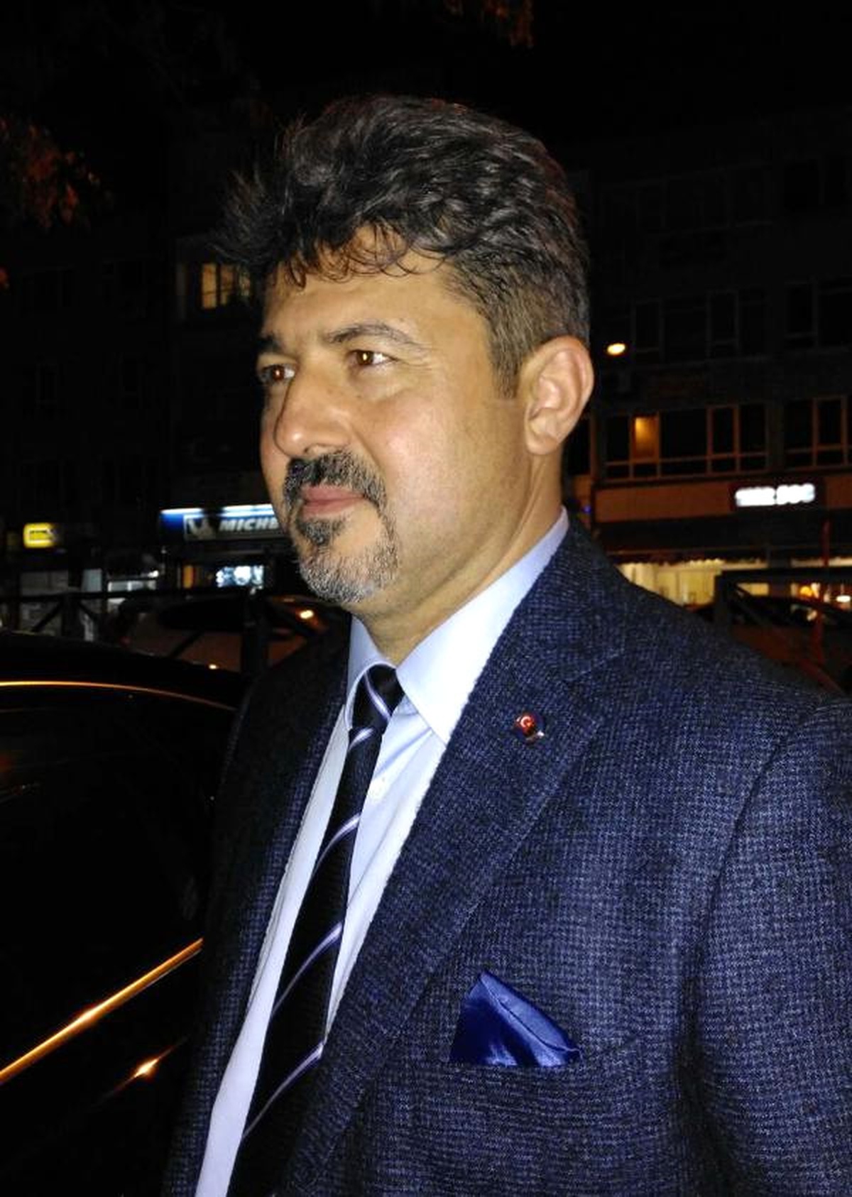 CHP\'li Meclis Üyesi, Cumhurbaşkanına Hakaretten Gözaltına Alındı (2)