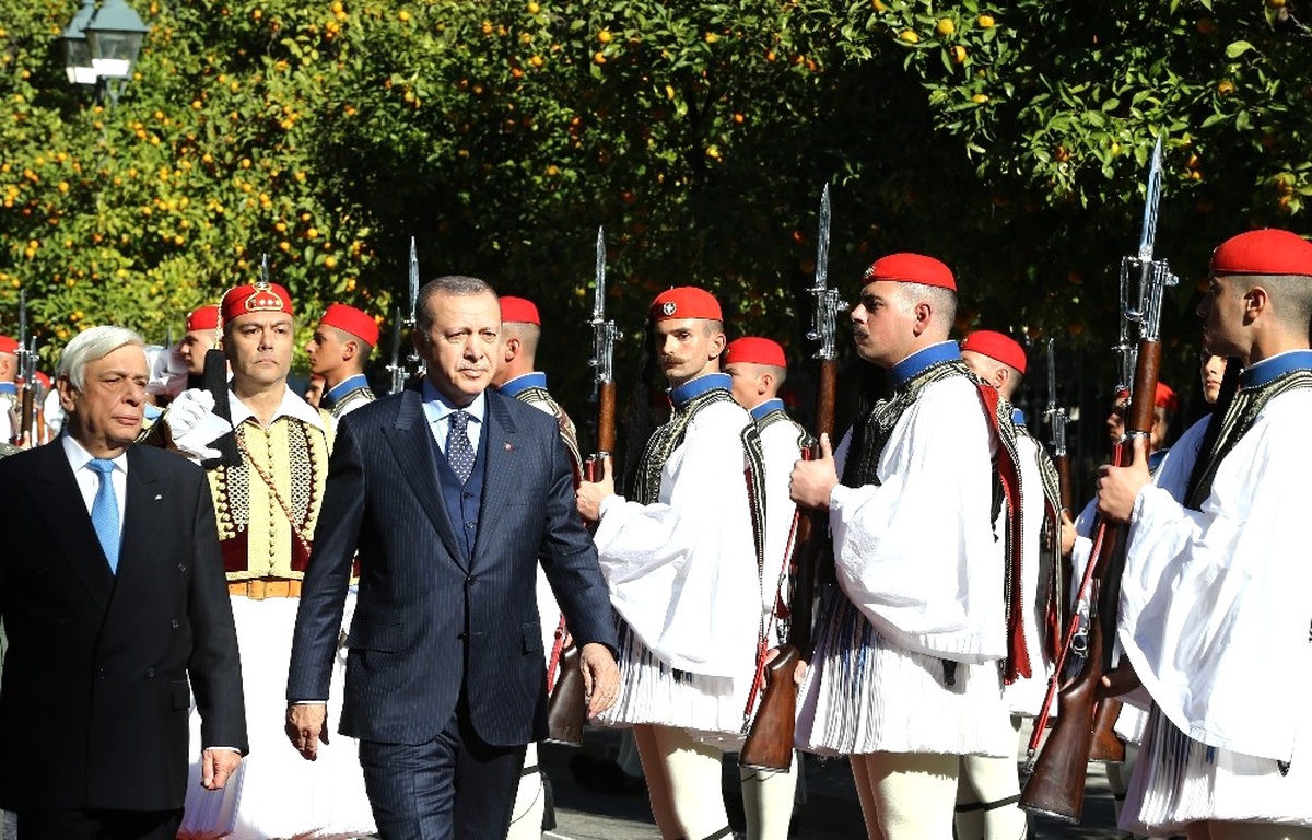 Cumhurbaşkanı Erdoğan, Atina\'da Resmi Törenle Karşılandı