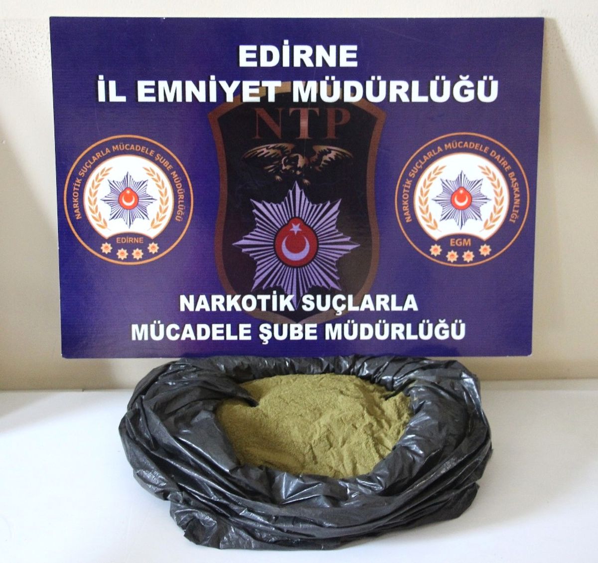 Edirne\'de Uyuşturucu Operasyonu