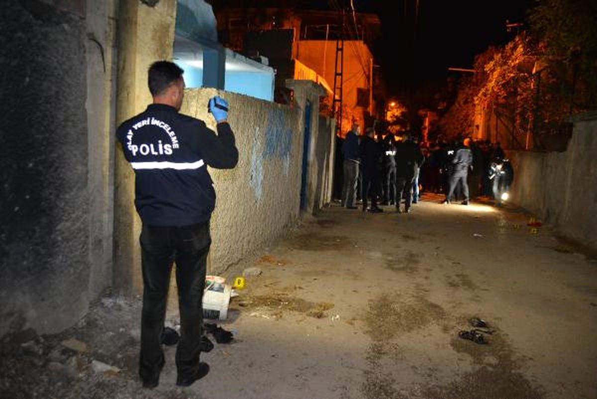 Evinin Avlusunda Öldürüldü