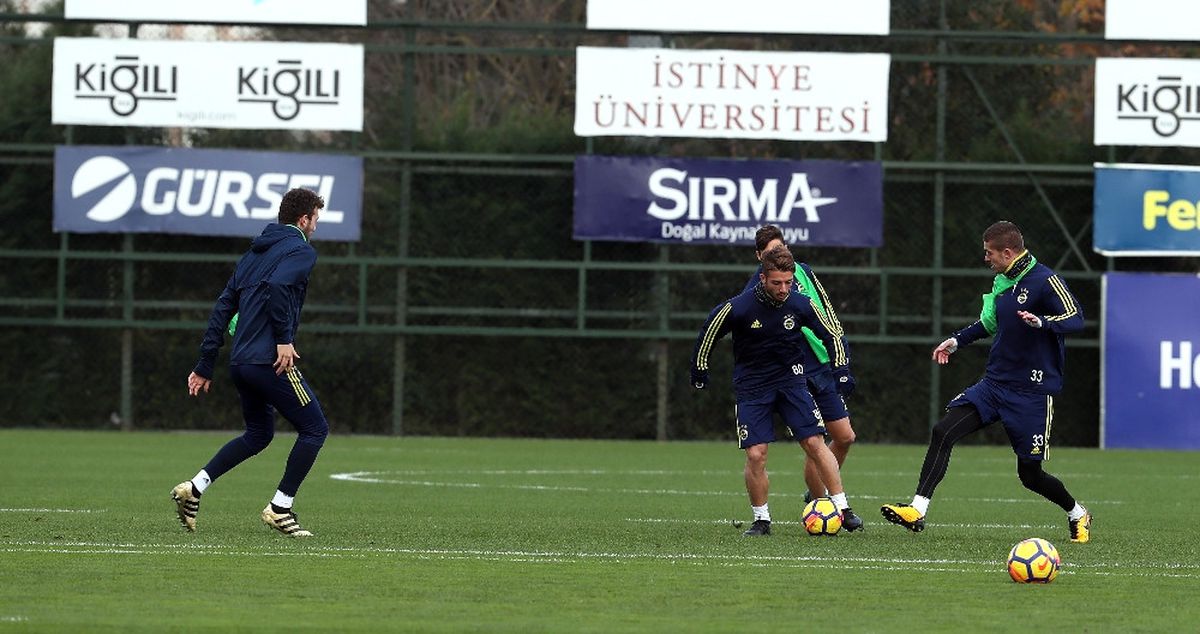 Fenerbahçe, Bursaspor Mesaisini Sürdürdü