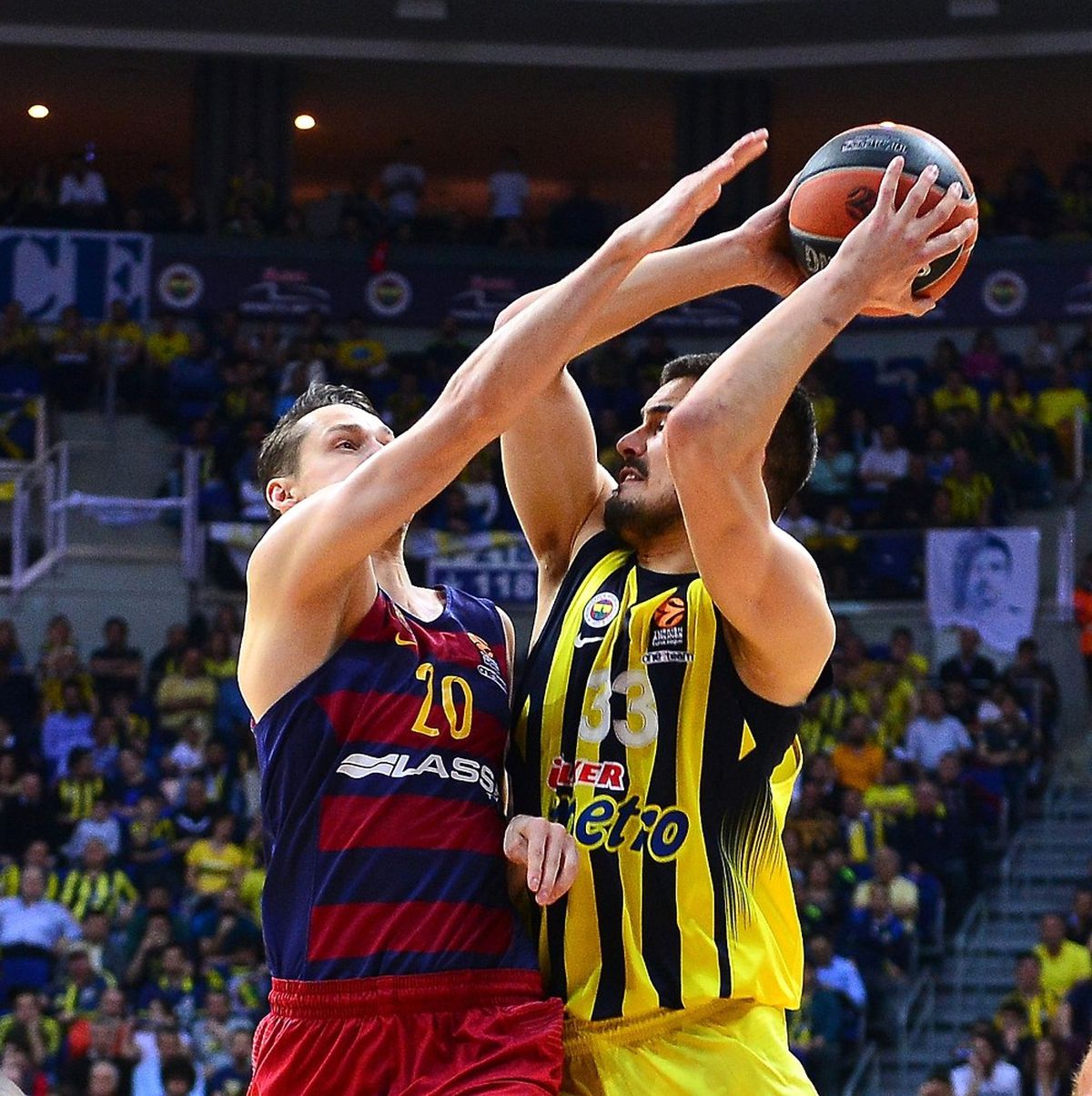 Fenerbahçe Doğuş, Barcelona Deplasmanında