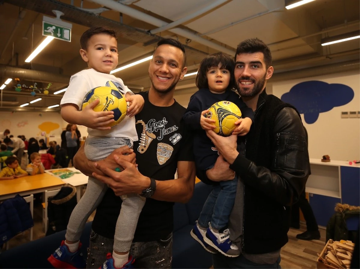 Fenerbahçe Düşyeri Çocuk Deneyim Kulübü\'nün Tanıtımı Yapıldı