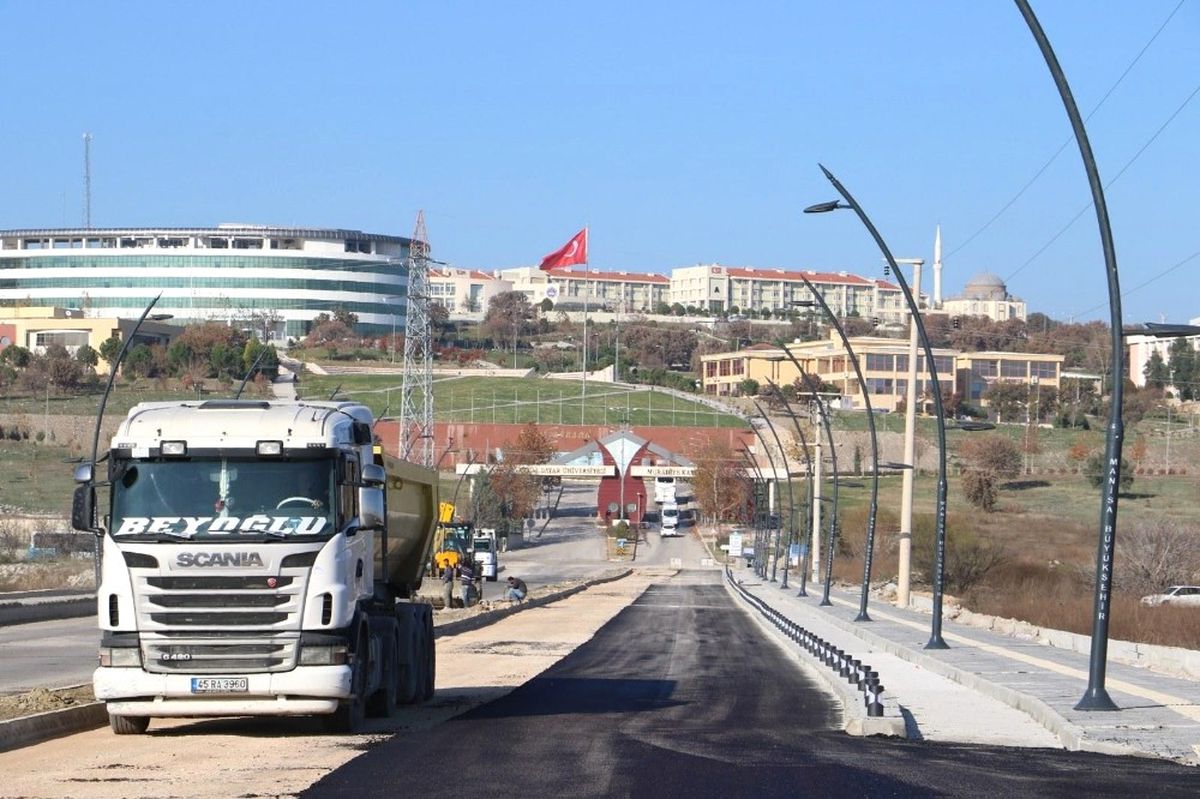 Kampüs Yolunda Asfalt Çalışmaları Başladı
