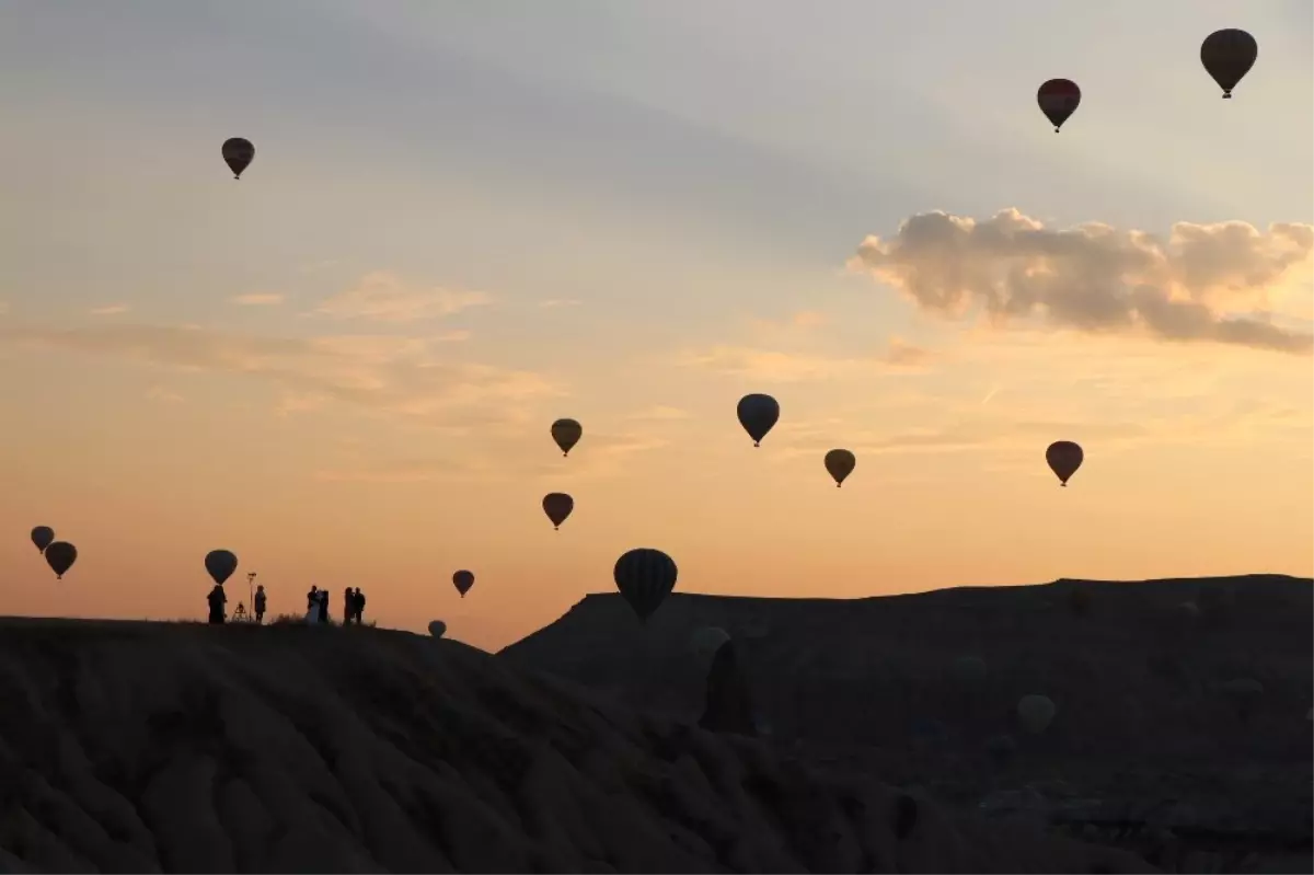 Kapadokya\'da Sıcak Hava Balonları Havalanamadı