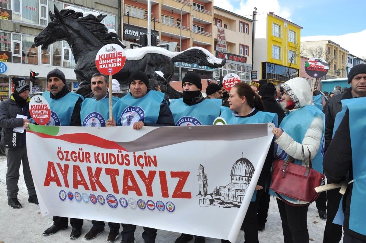 Kars\'ta, ABD Protesto Edildi