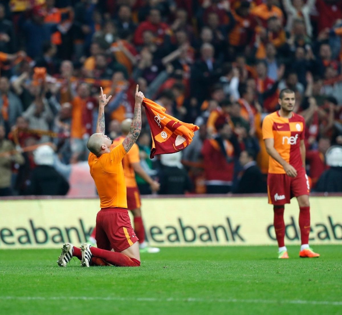 Maicon: "Bütün Takımın Hedefi Ligi Şampiyon Bitirmek"