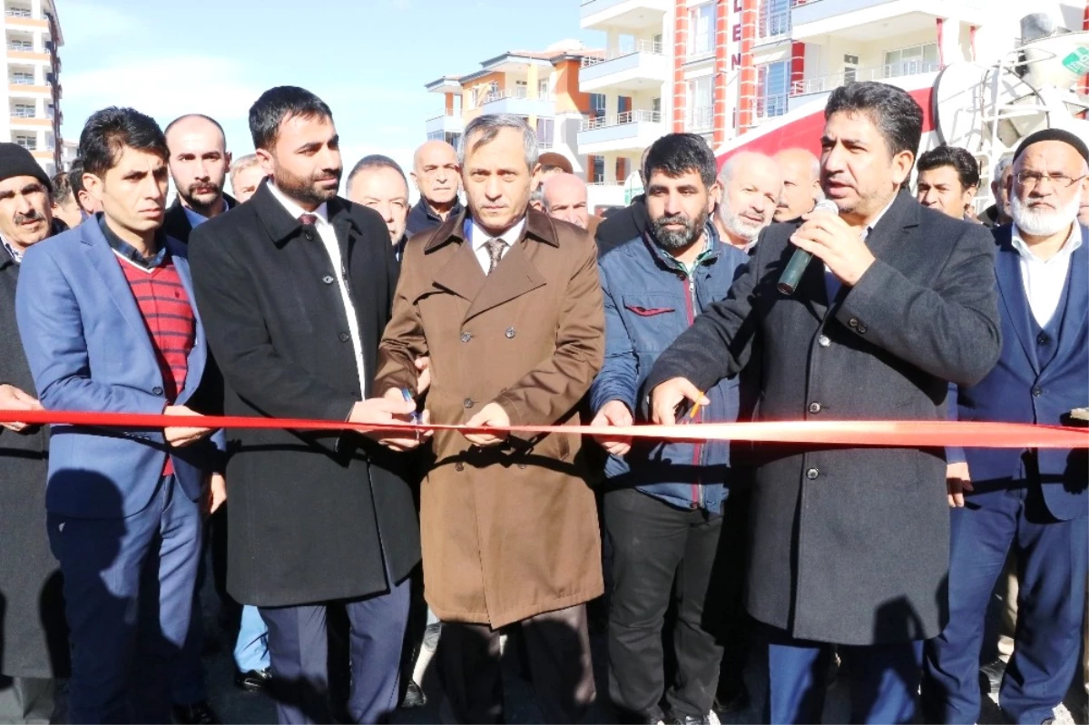 Malatya\'da Bin 200 Kişi Kapasiteli Yapılacak Caminin Temeli Atıldı
