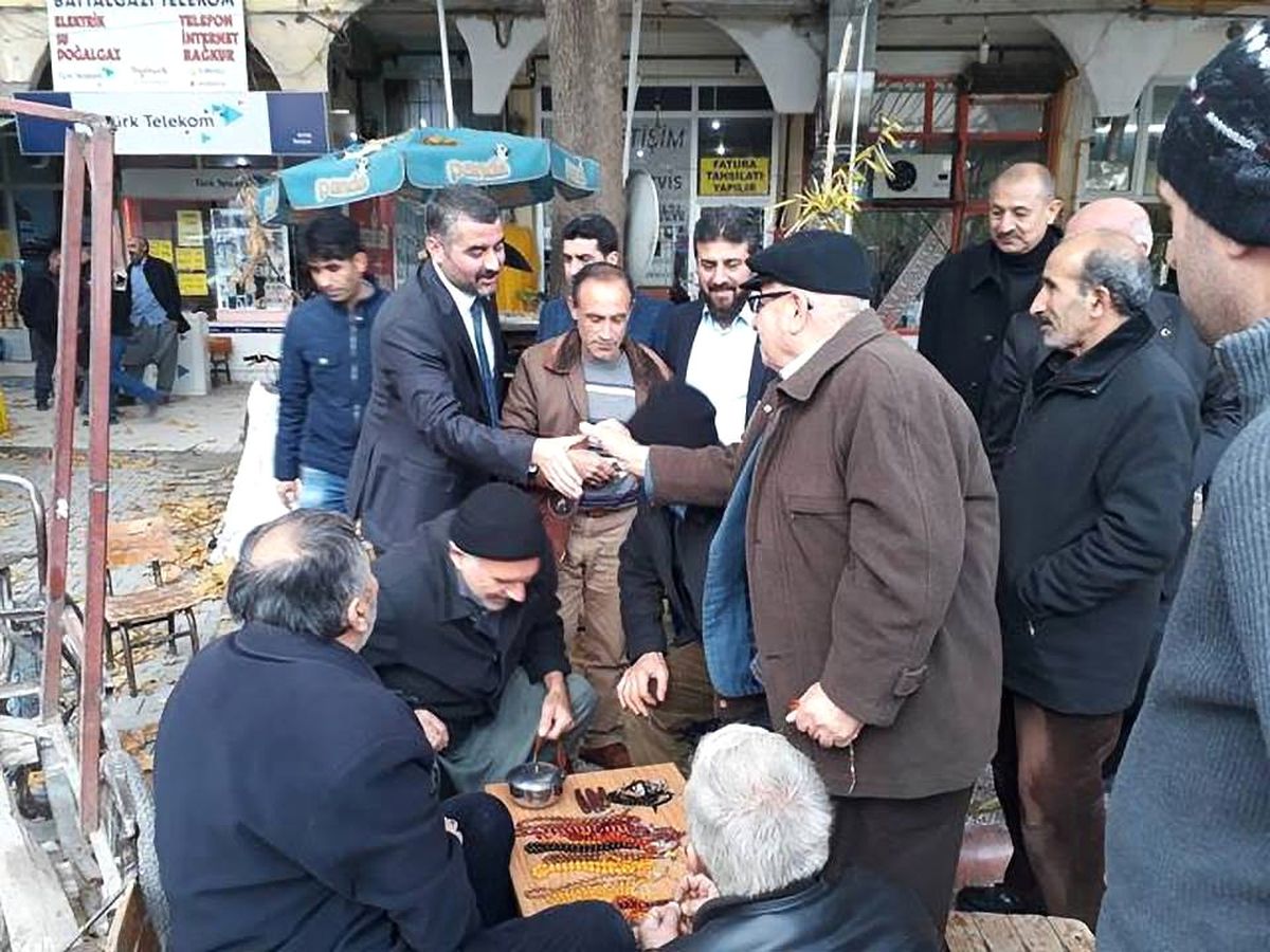 MHP İl Başkanı Avşar Esnafların Sorunlarını Dinledi