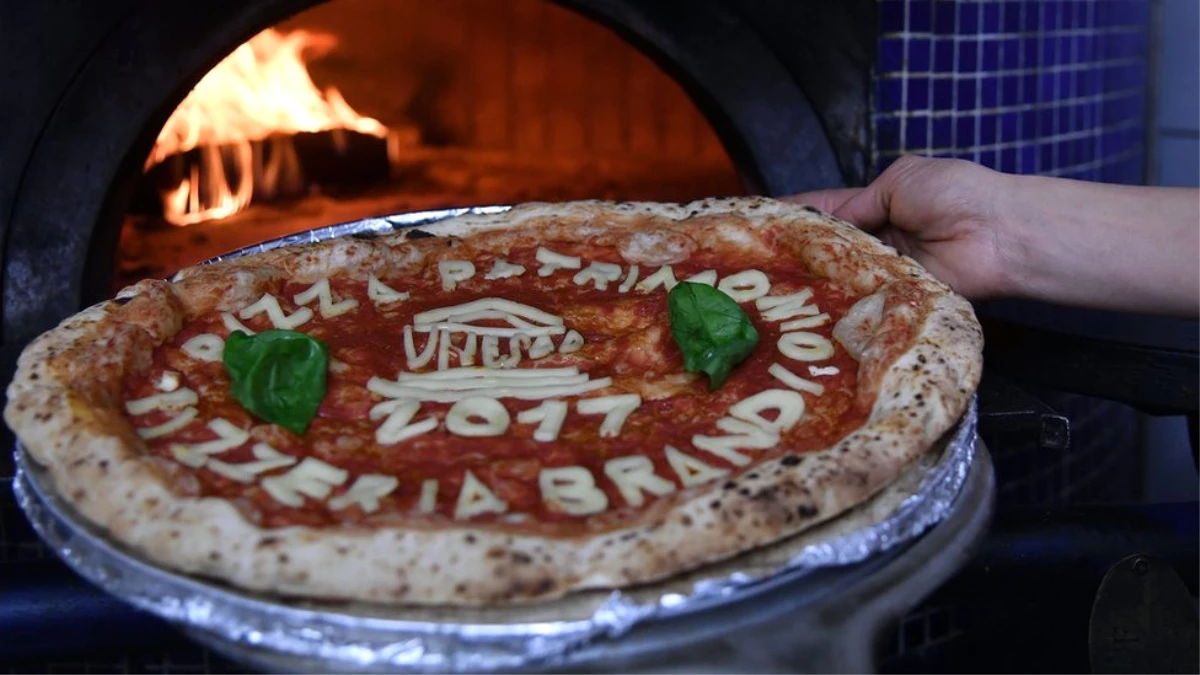 Napoli\'nin Pizzacılık Geleneği Unesco Kültürel Miras Listesi\'nde