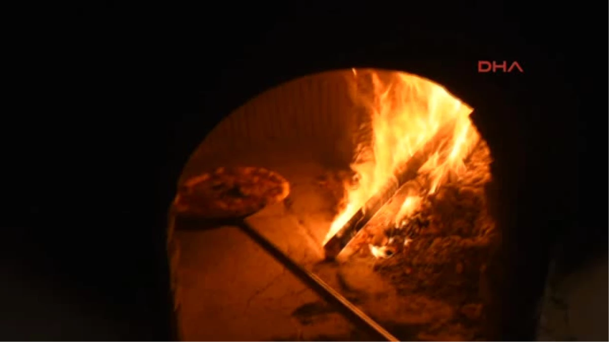Napoli Pizzasının Yapımı, Bir \'sanat\' Olarak Unesco Kültürel Miras Listesine Girdi