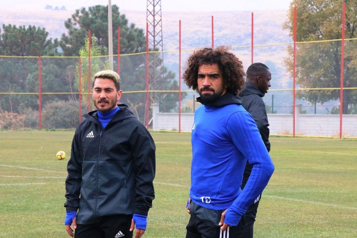 Sadık Çiftpınar Performansıyla Milli Takıma Göz Kırpıyor
