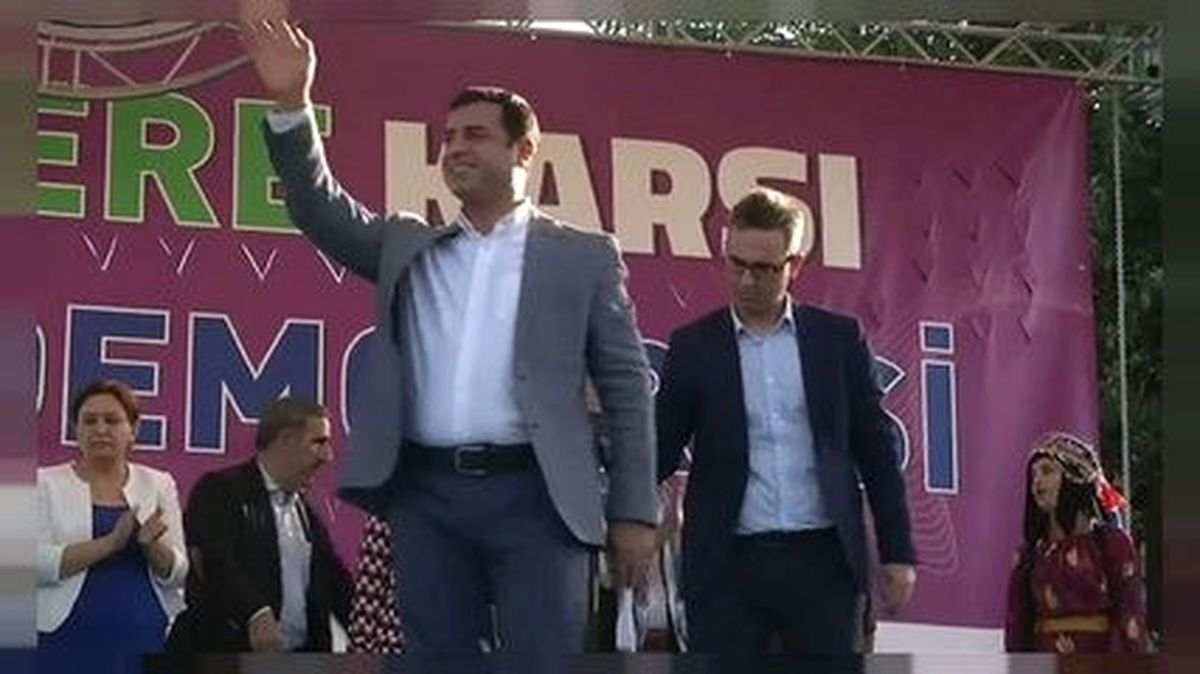 Selahattin Demirtaş\'ın Tutukluluğunun Devamına Karar Verildi
