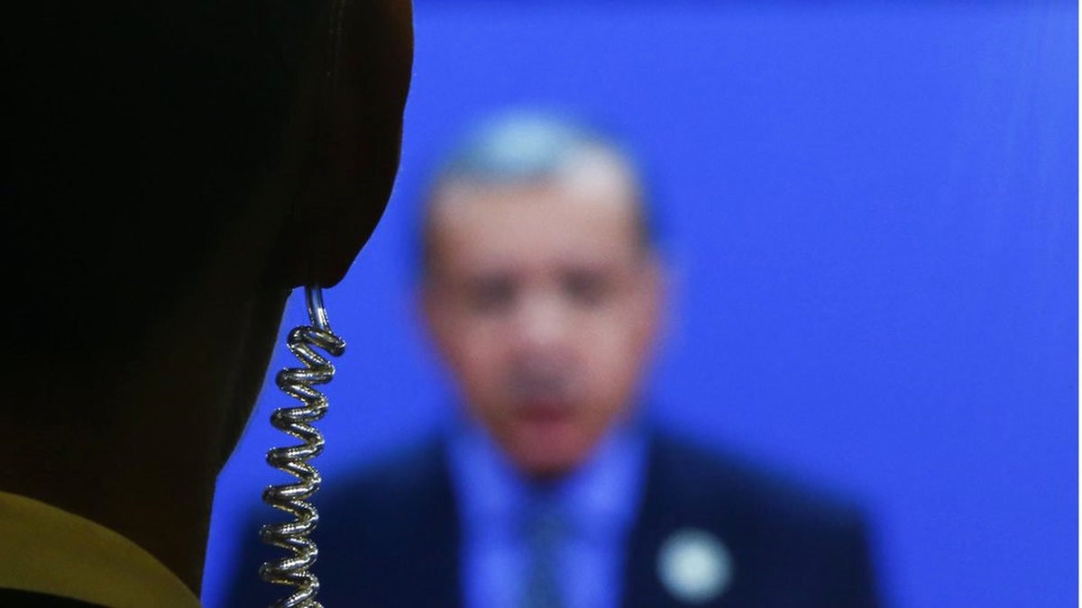 The Times: Erdoğan, Nezaketten Uzak Korumalarını Atina\'ya Getiriyor