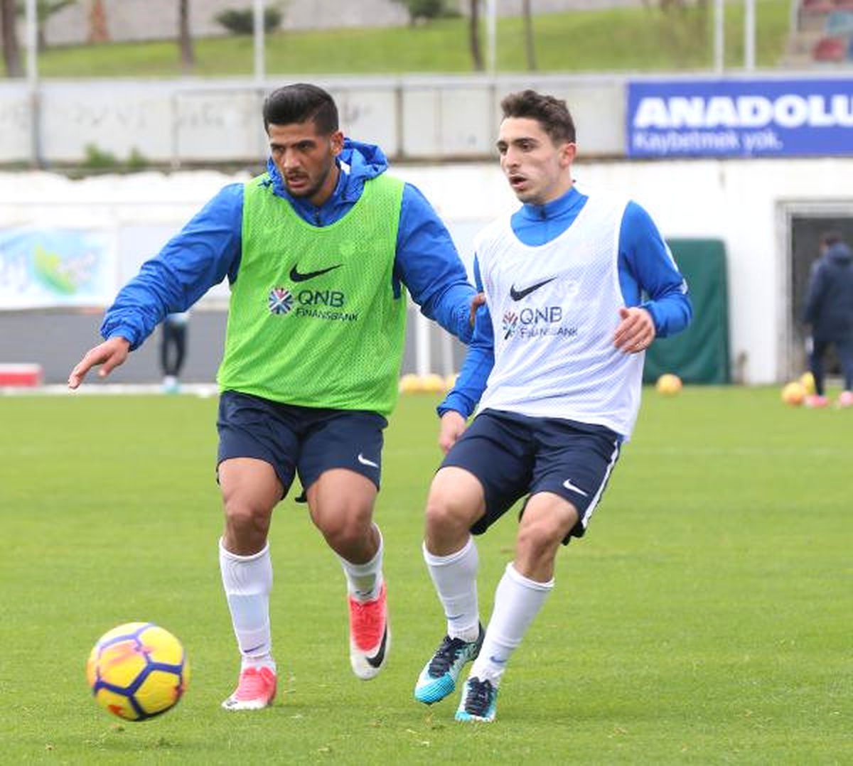 Trabzonspor Teknik Direktörü Çalımbay\'dan Savunma Oyuncularına Uyarı