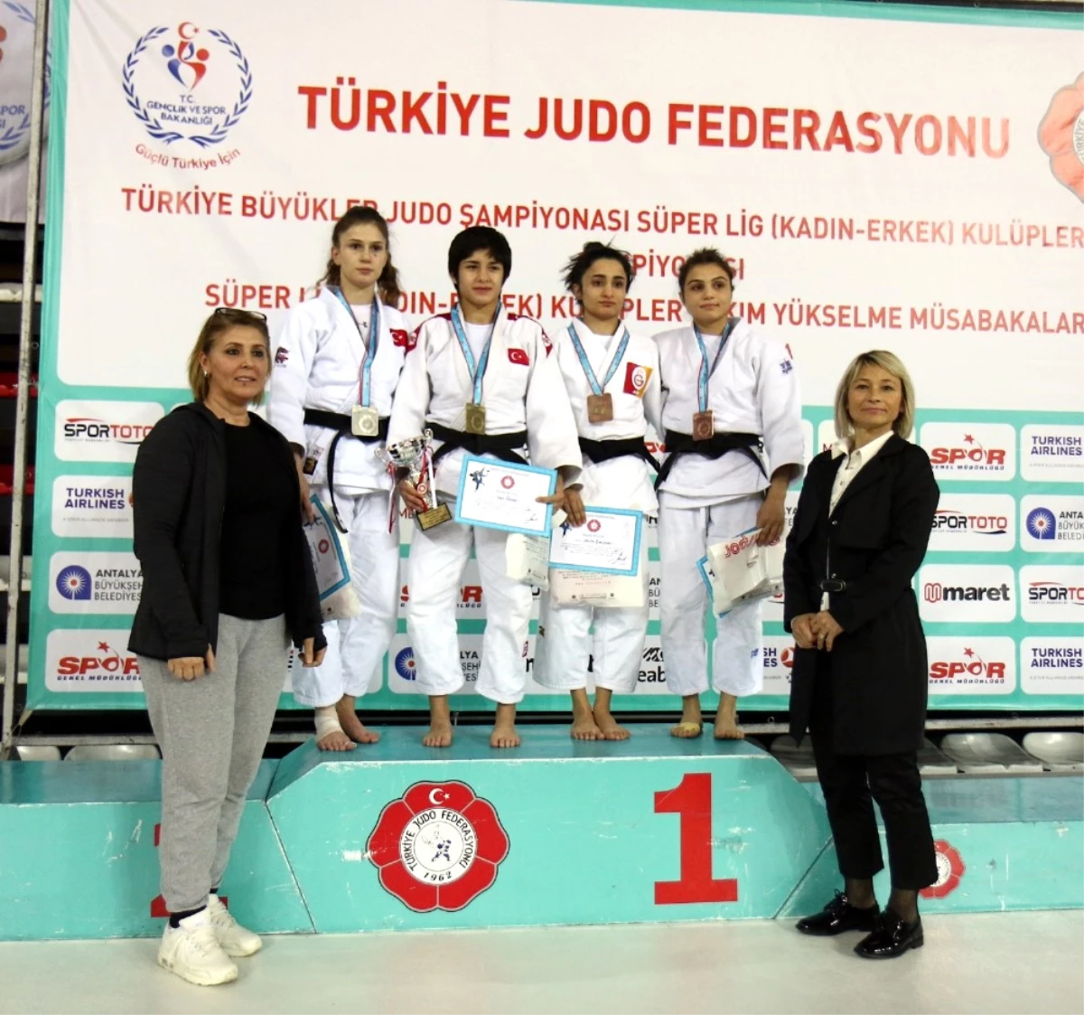 Türkiye Büyükler Ferdi Judo Şampiyonası Antalya\'da Başladı