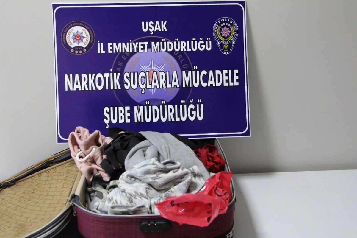 Uşak\'ta 1 Kilo Metamfetamin Yakalandı