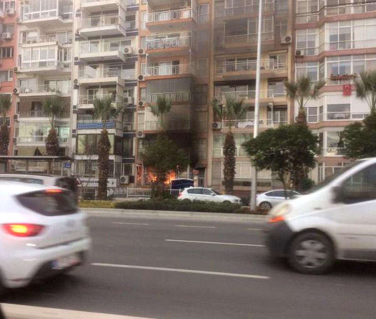 Yaşlı Kadın Yanarak Öldü